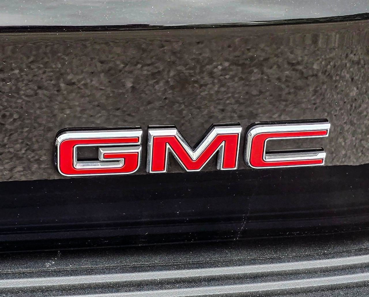 Certified 2025 GMC Yukon XL Denali w/ Sun & Power Step Package AWD/4WD image 8