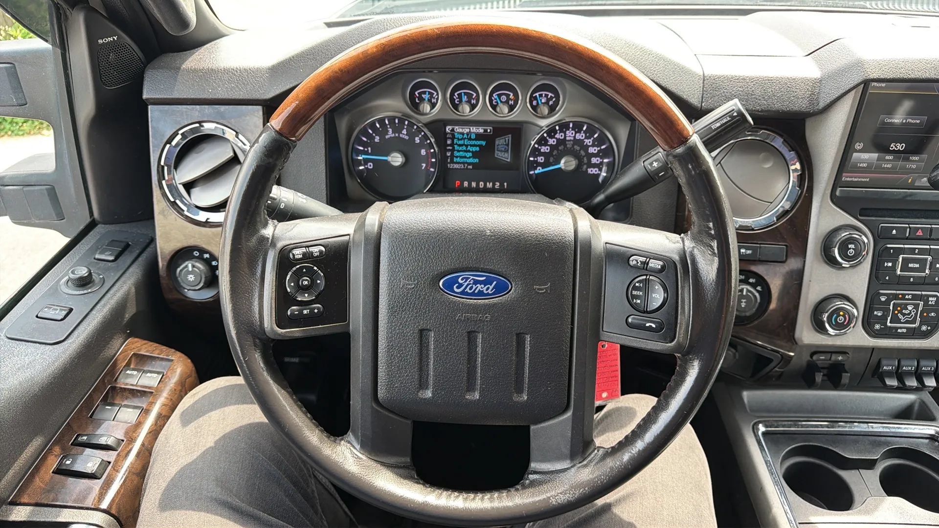 Used 2016 Ford F250 Platinum AWD/4WD image 10