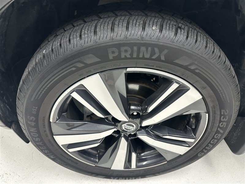 Used 2021 Nissan Rogue Platinum AWD/4WD image 16