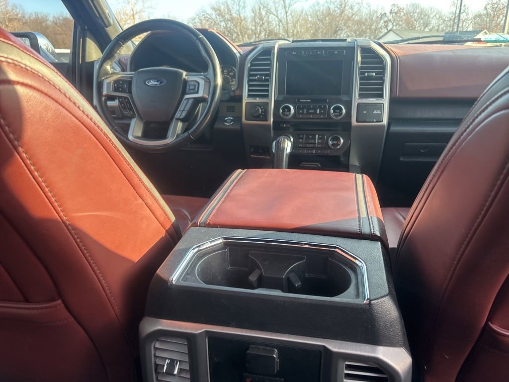 Used 2018 Ford F150 Platinum w/ Equipment Group 701A Luxury image 11