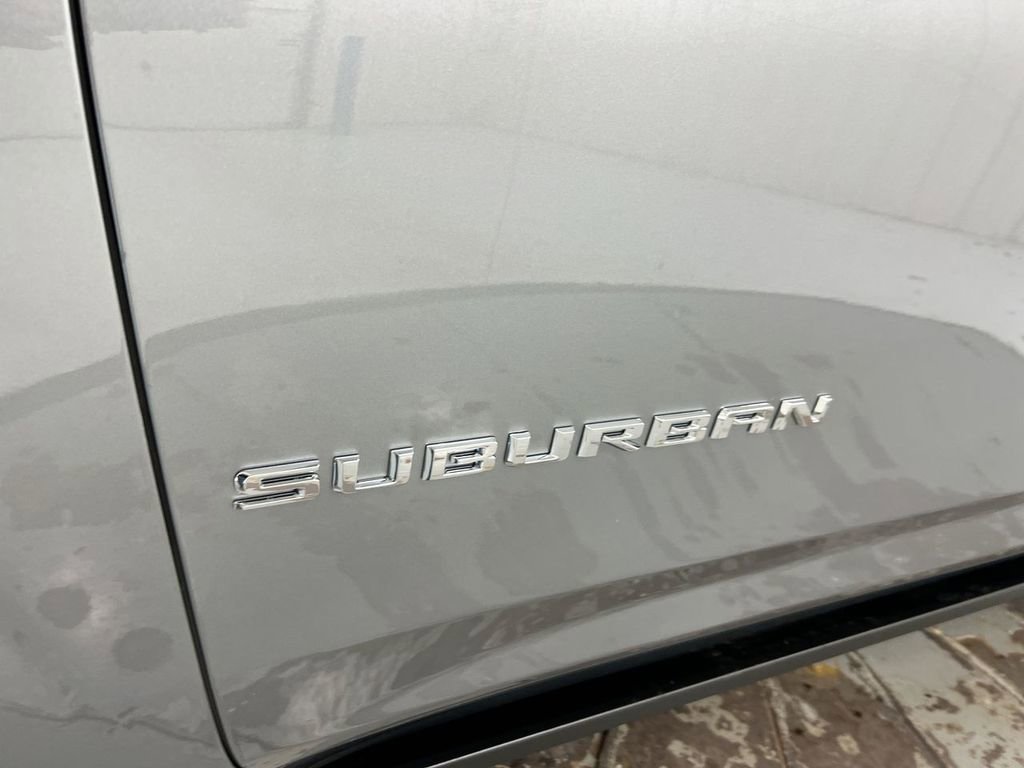 New 2026 Chevrolet Suburban High Country image 28