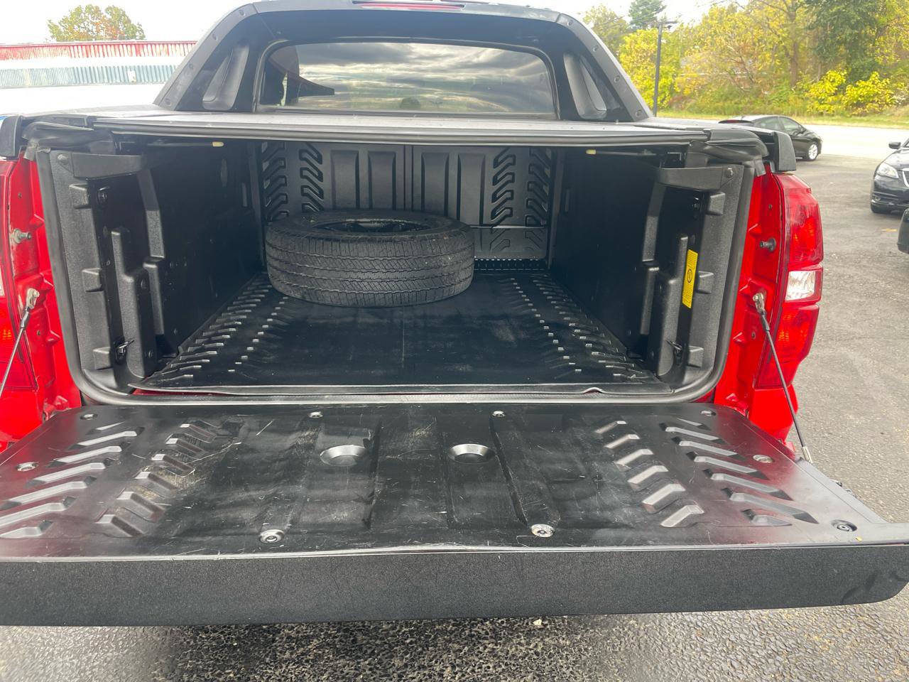 Used 2012 Chevrolet Avalanche LT w/ All-Star Edition image 7