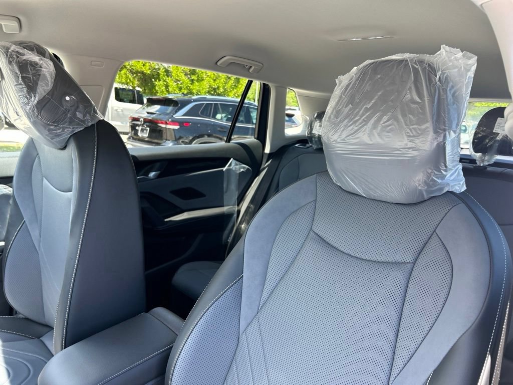 New 2026 Volkswagen Tiguan SE FWD image 22