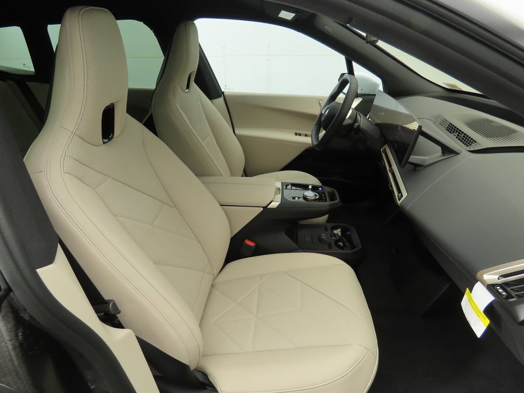 Used 2026 BMW iX xDrive45 AWD/4WD image 22