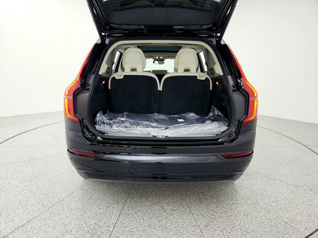 New 2026 Volvo XC90 B6 Ultra w/ Lounge Package image 15