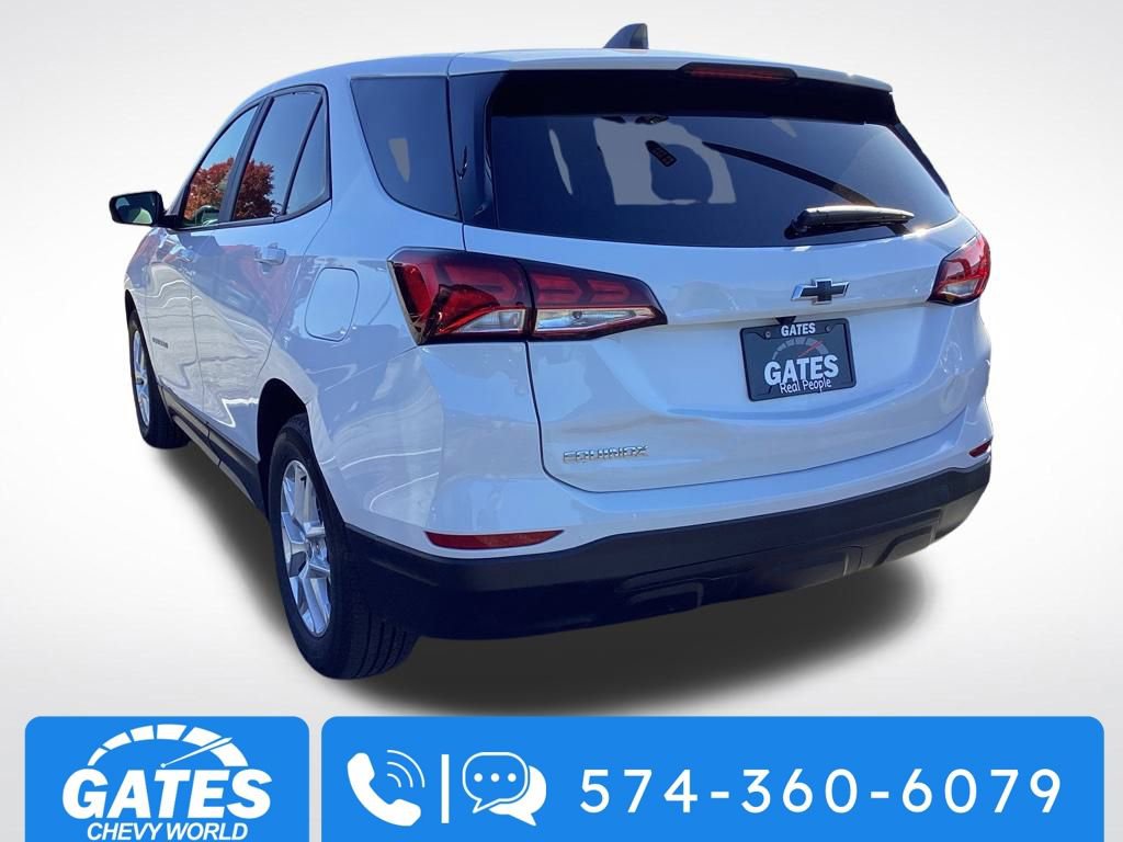 Used 2022 Chevrolet Equinox LS w/ LS Convenience Package image 7