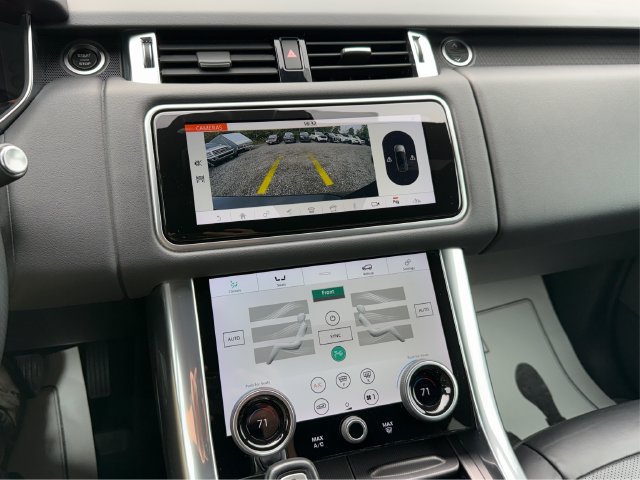 Used 2020 Land Rover Range Rover Sport HSE AWD/4WD image 32