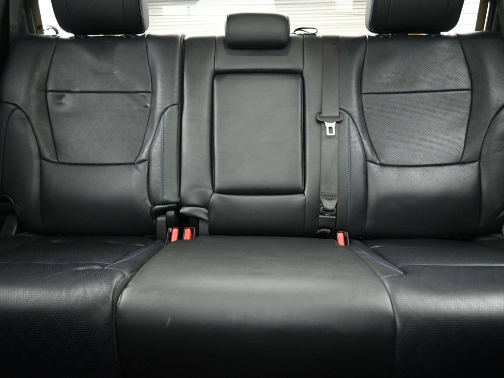 Used 2023 Toyota Tundra Platinum w/ Advanced Package AWD/4WD image 30