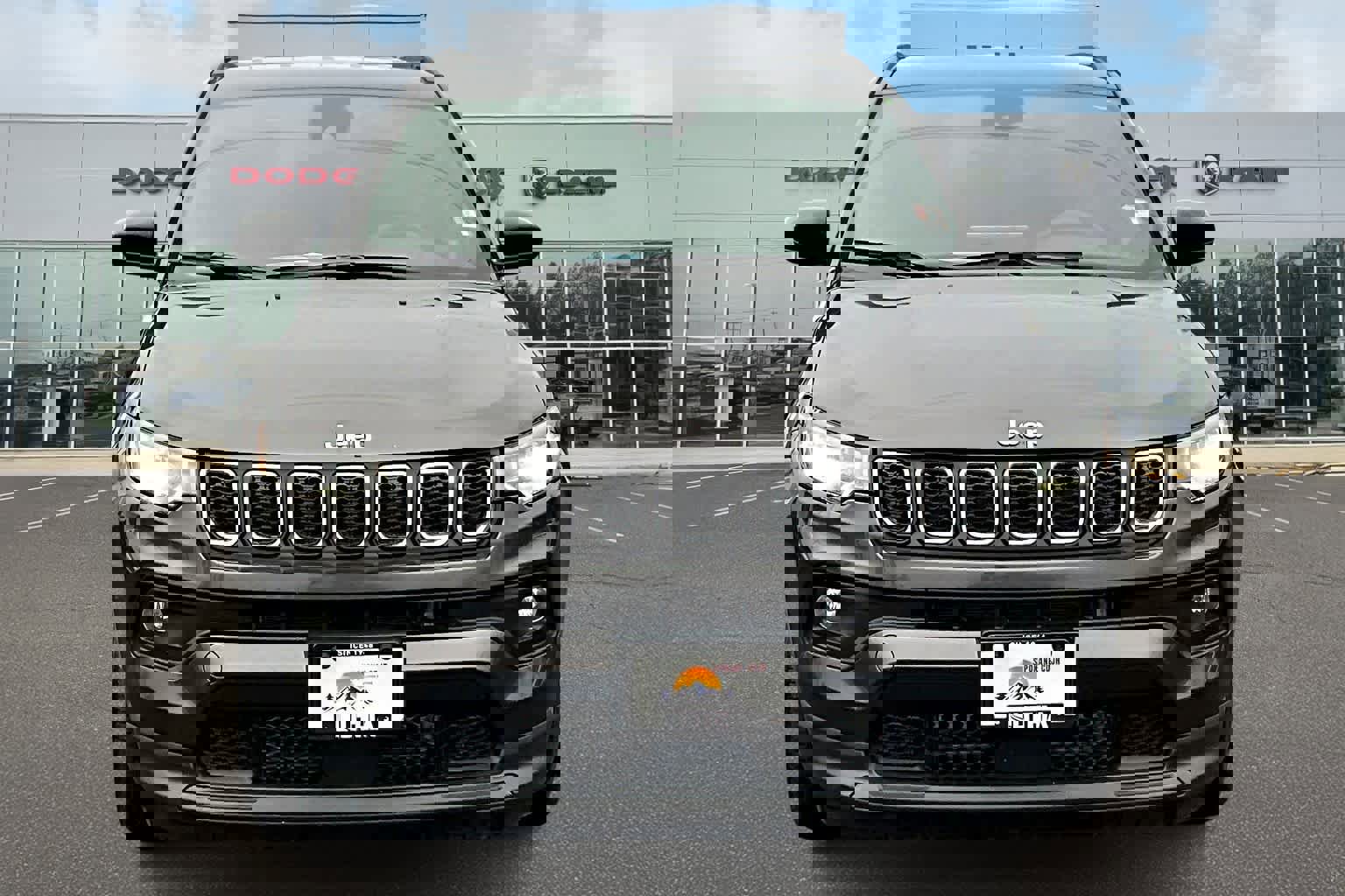 Used 2024 Jeep Compass Latitude image 10