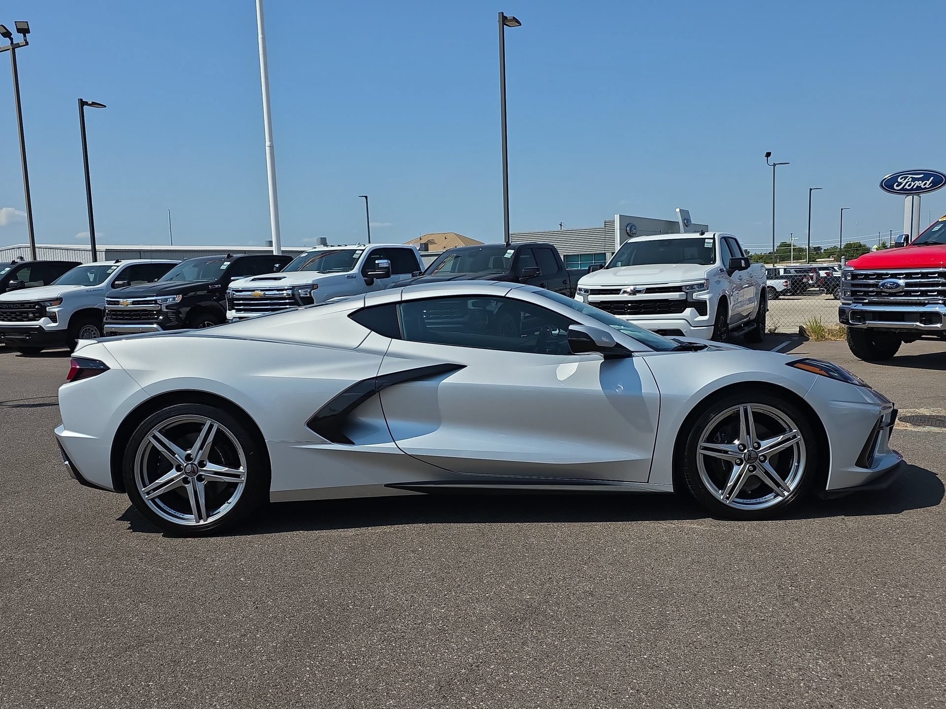 Used 2026 Chevrolet Corvette Stingray Coupe w/ 1LT RWD image 6