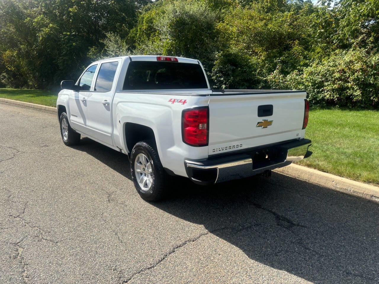Used 2016 Chevrolet Silverado 1500 LT w/ Trailering Package image 24