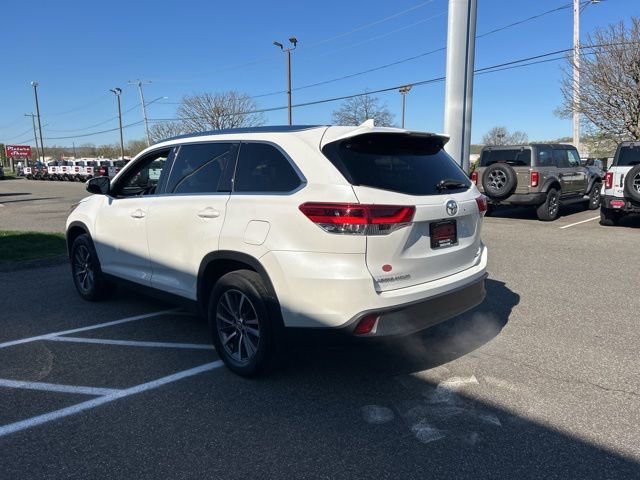 Used 2019 Toyota Highlander XLE image 5