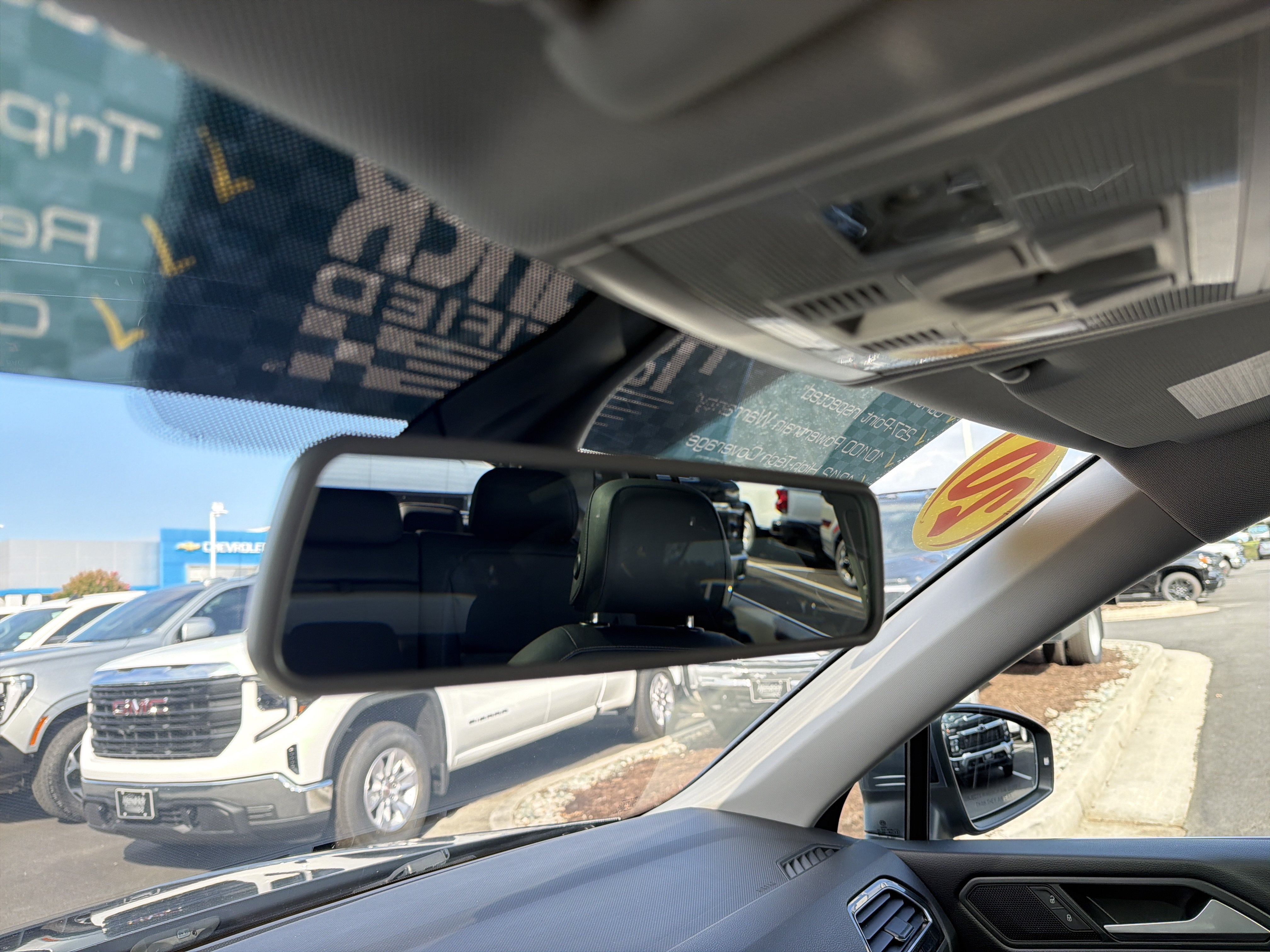 Used 2020 Volkswagen Tiguan SE w/ Panoramic Sunroof Package FWD image 26