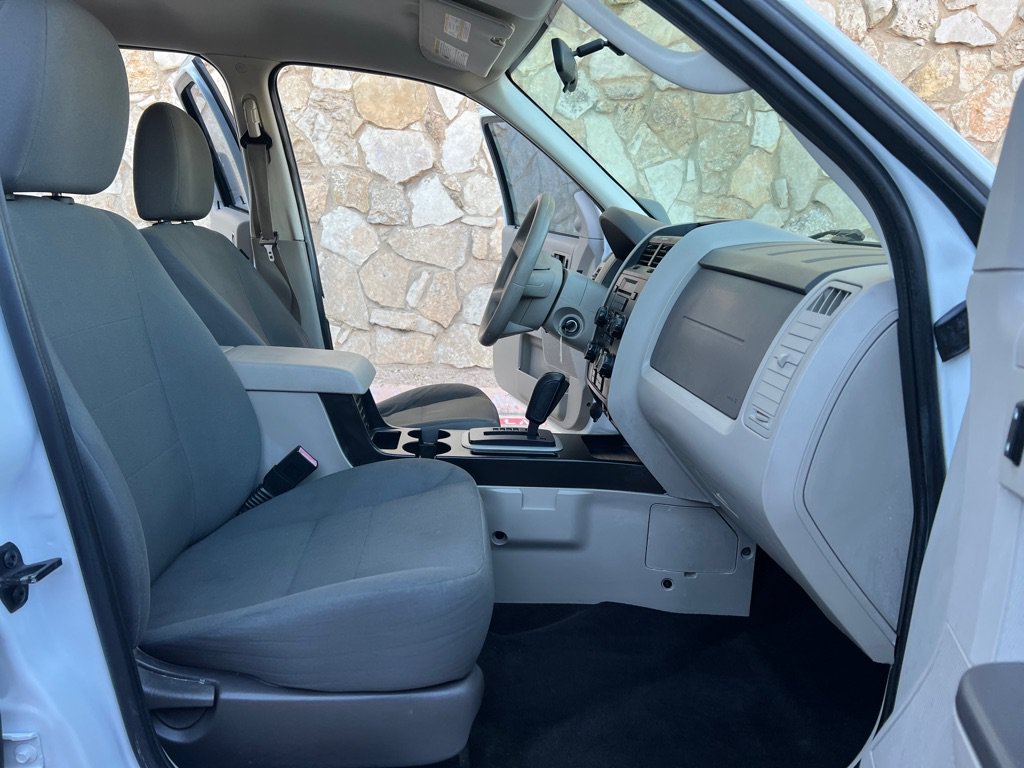 Used 2012 Ford Escape XLS FWD image 13