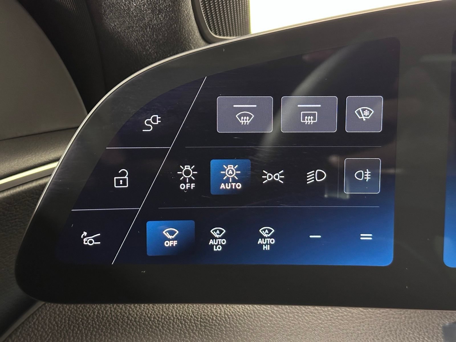 Used 2025 Lucid Air Touring AWD/4WD image 13