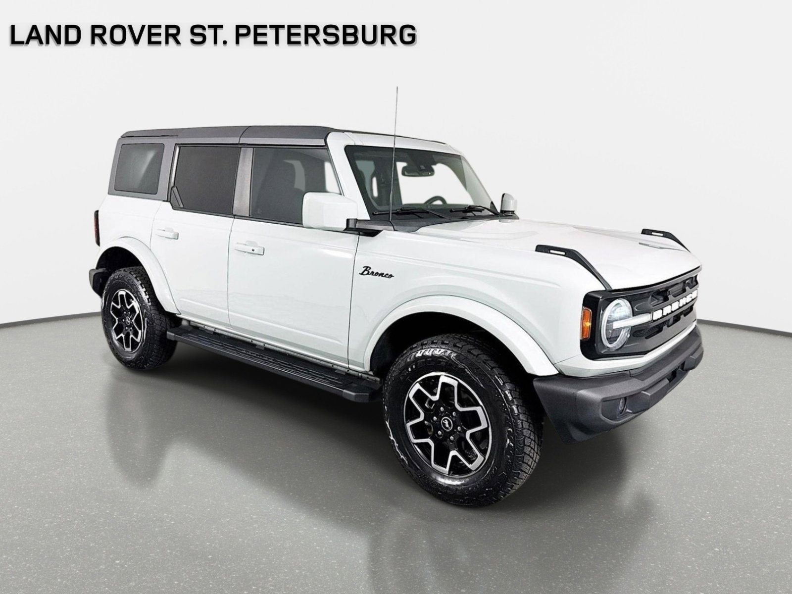 Used 2021 Ford Bronco Outer Banks image 4