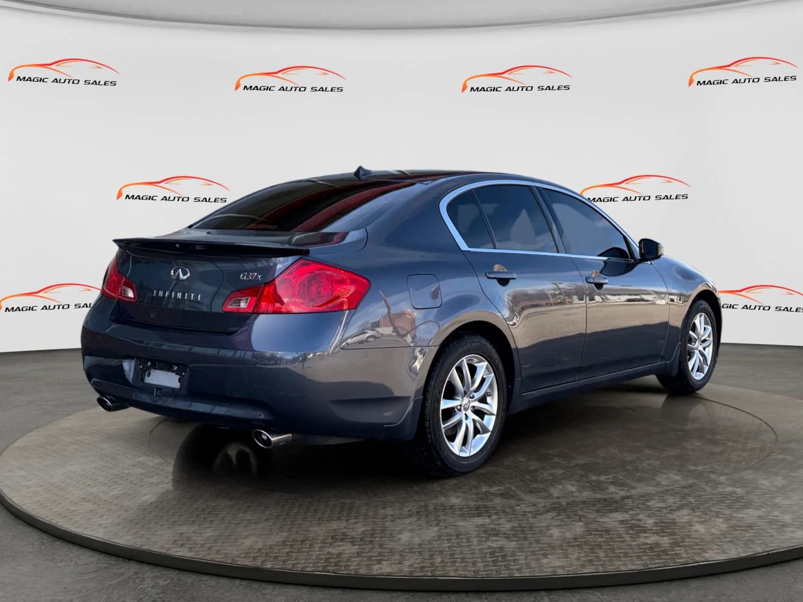 Used 2009 INFINITI G37 x Sedan w/ Premium Pkg image 8