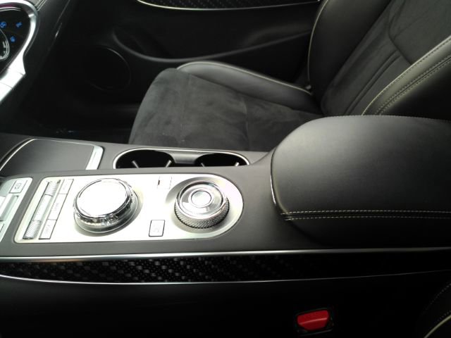 Used 2022 Genesis GV70 3.5T Sport w/ Sport Prestige Package image 48