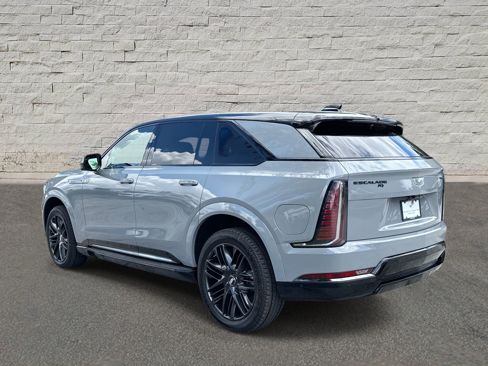 New 2026 Cadillac Escalade IQ Sport 1 w/ LPO, ONYX Package image 3