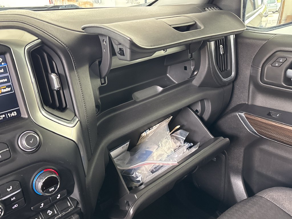 Used 2021 Chevrolet Silverado 1500 LT Trail Boss w/ Convenience Package II AWD/4WD image 47