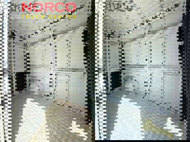 Used 2023 RAM ProMaster 3500 image 3