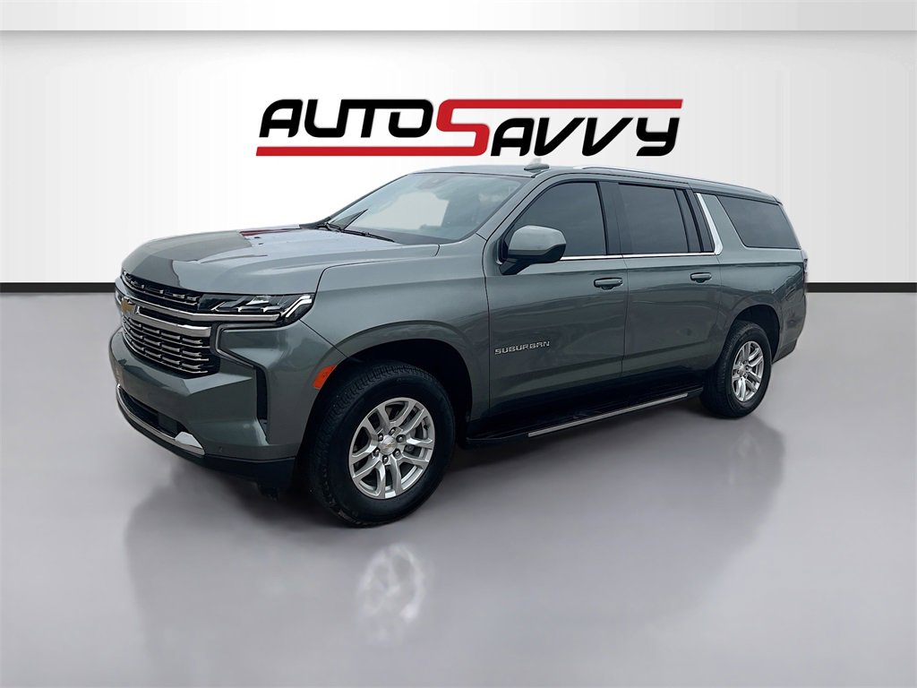 Used 2024 Chevrolet Suburban LS image 3