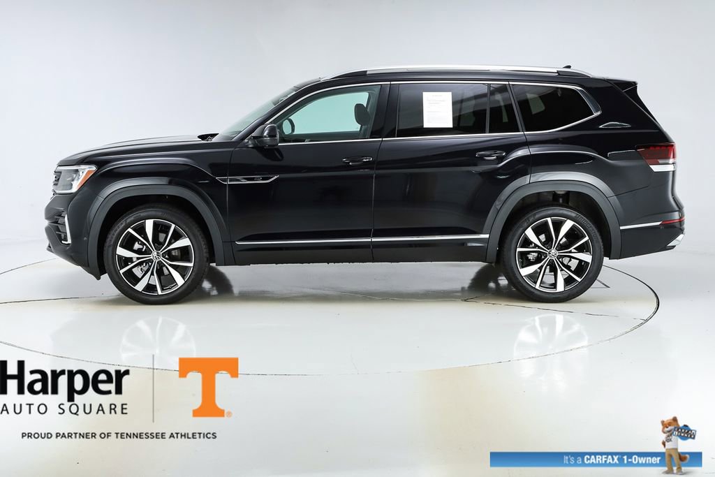 Used 2025 Volkswagen Atlas SEL Premium R-Line AWD/4WD image 2