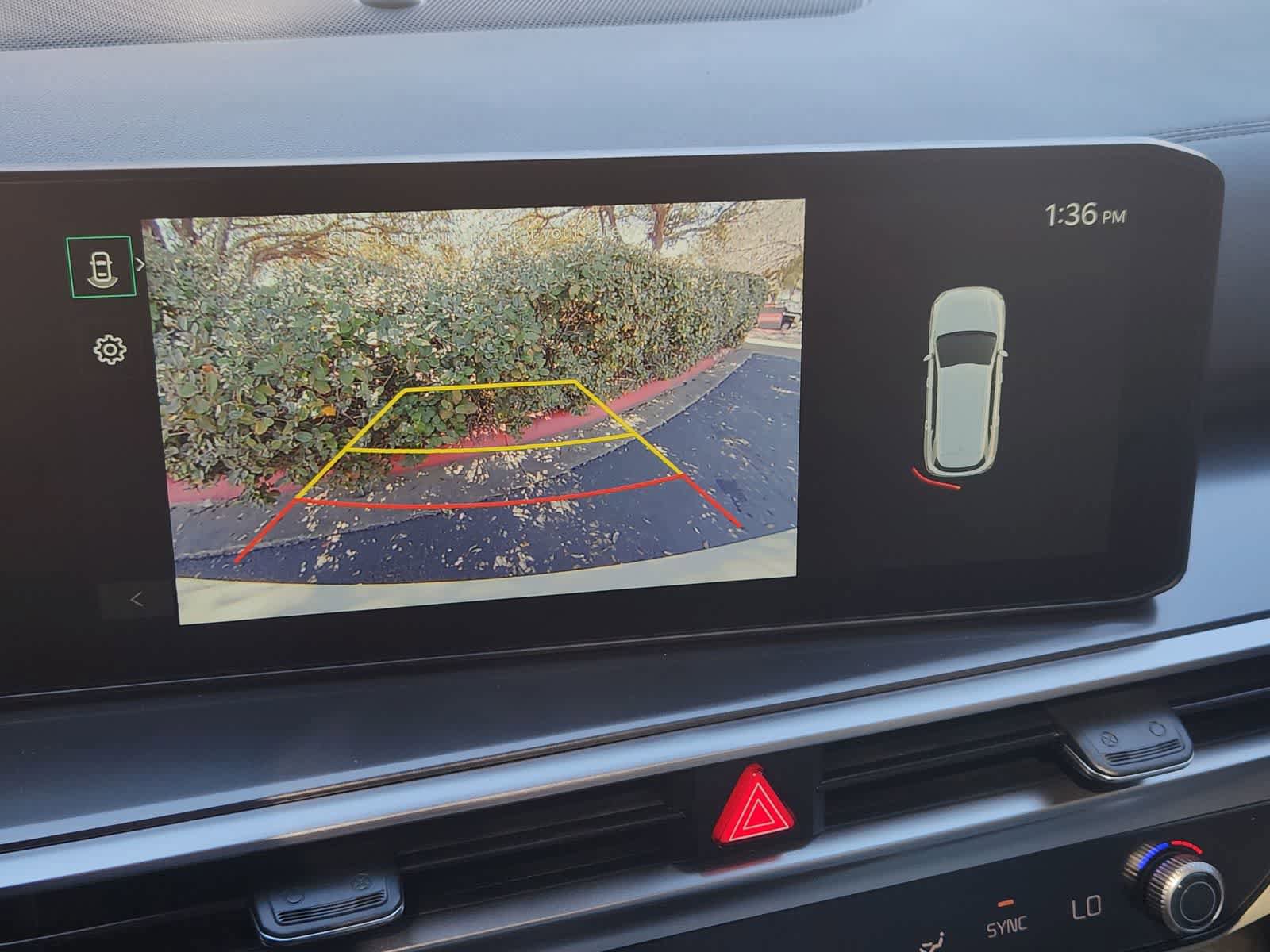 New 2026 Kia Sorento S w/ S Panoramic Sunroof Package FWD image 15