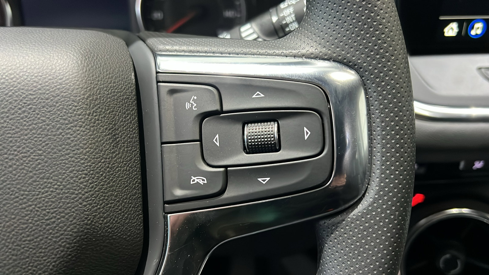 New 2025 Chevrolet Blazer LT w/ Redline Edition image 22