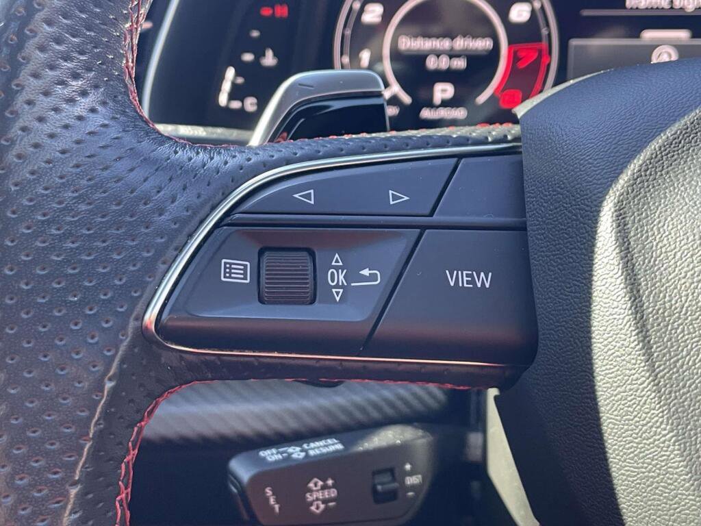 Used 2022 Audi RS Q8 AWD/4WD image 32