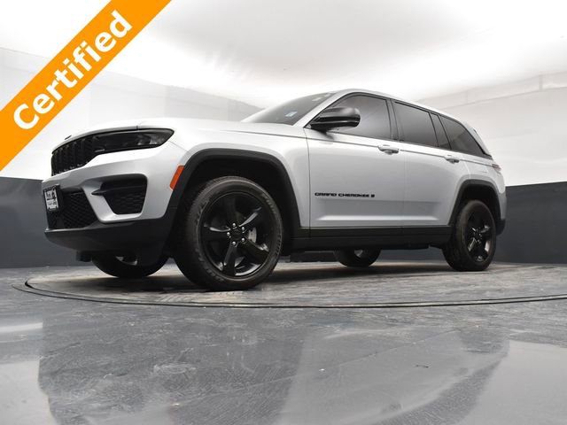 Certified 2023 Jeep Grand Cherokee Altitude image 21