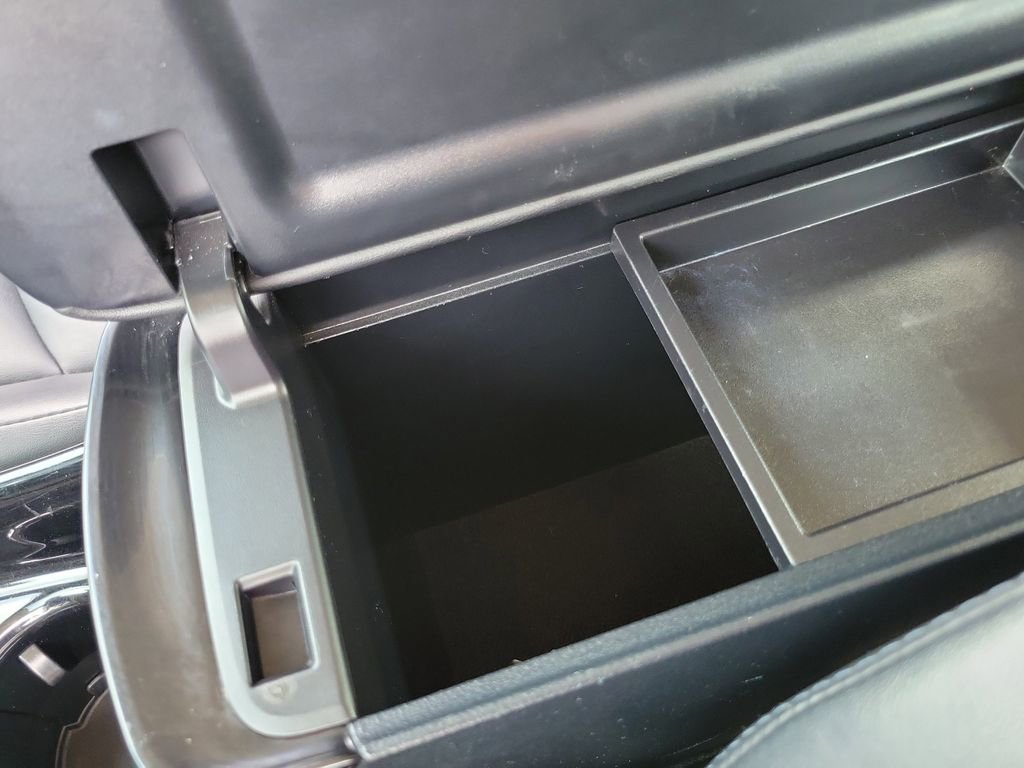 Used 2019 Toyota Prius Prime Advanced FWD image 16