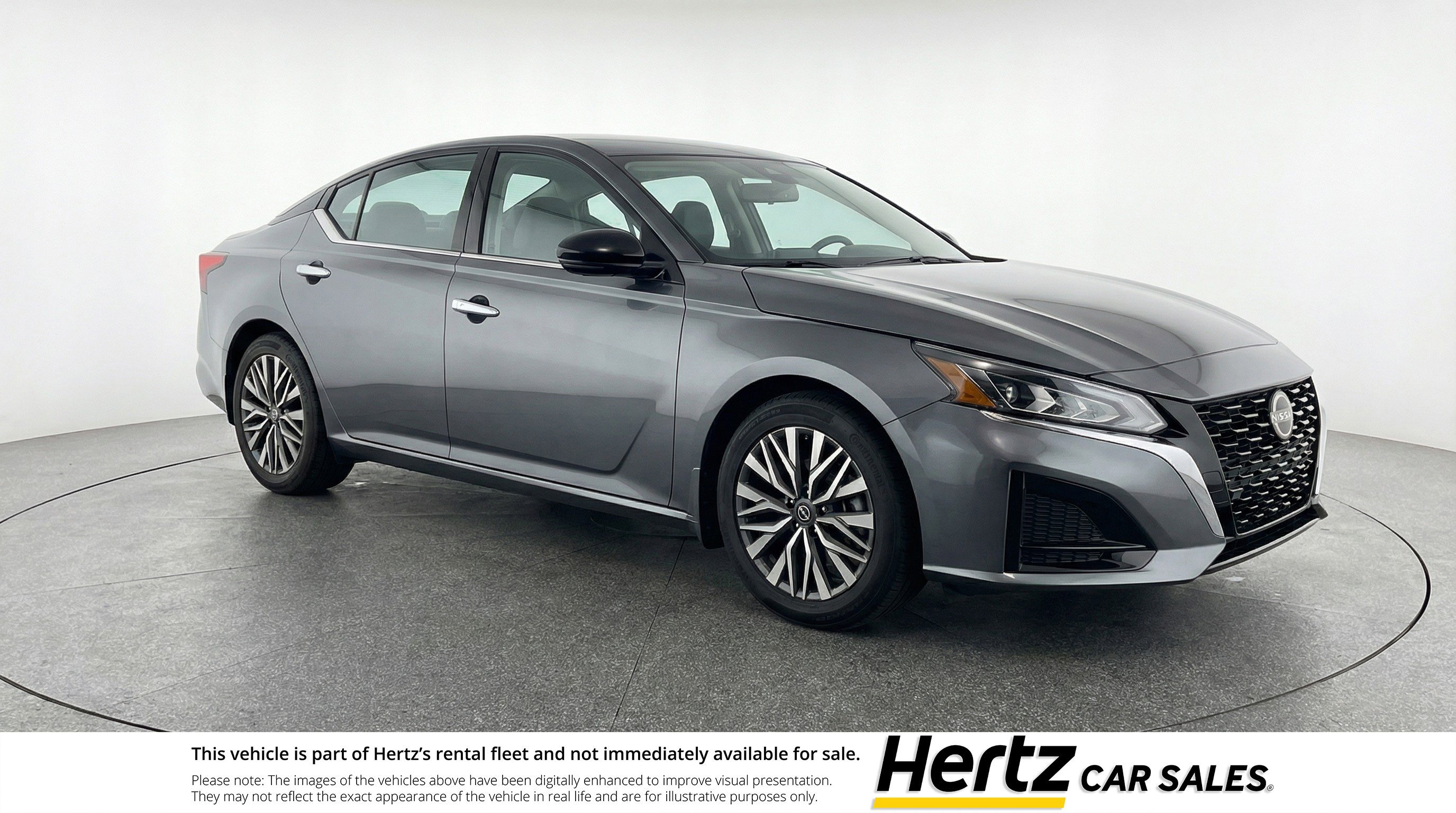 Used 2025 Nissan Altima 2.5 SV image 1