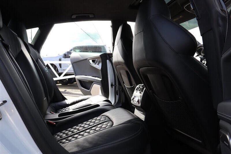 Used 2015 Audi RS 7 Prestige w/ Carbon-Optic Package image 26