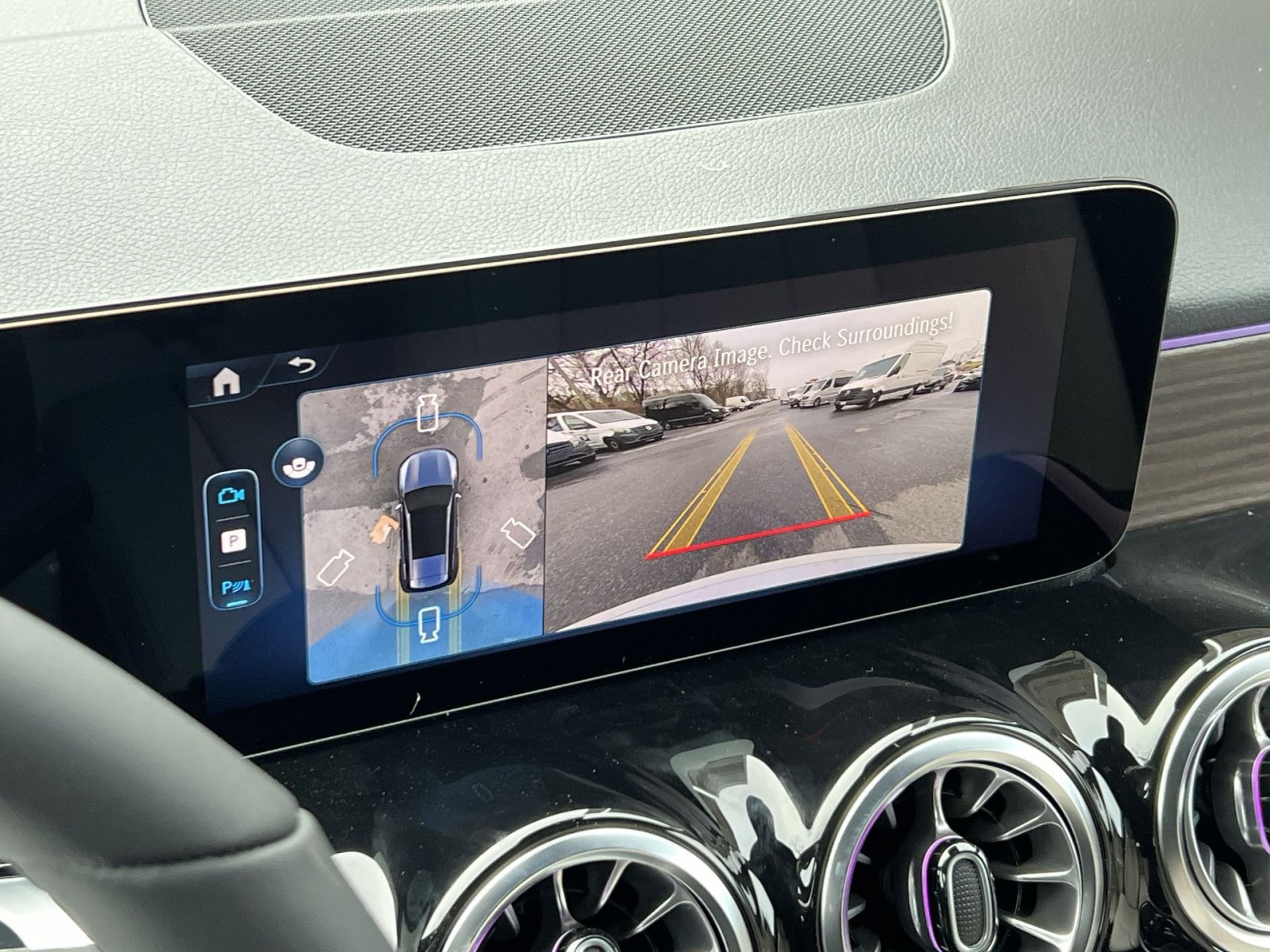 New 2026 Mercedes-Benz GLB 250 4MATIC image 17