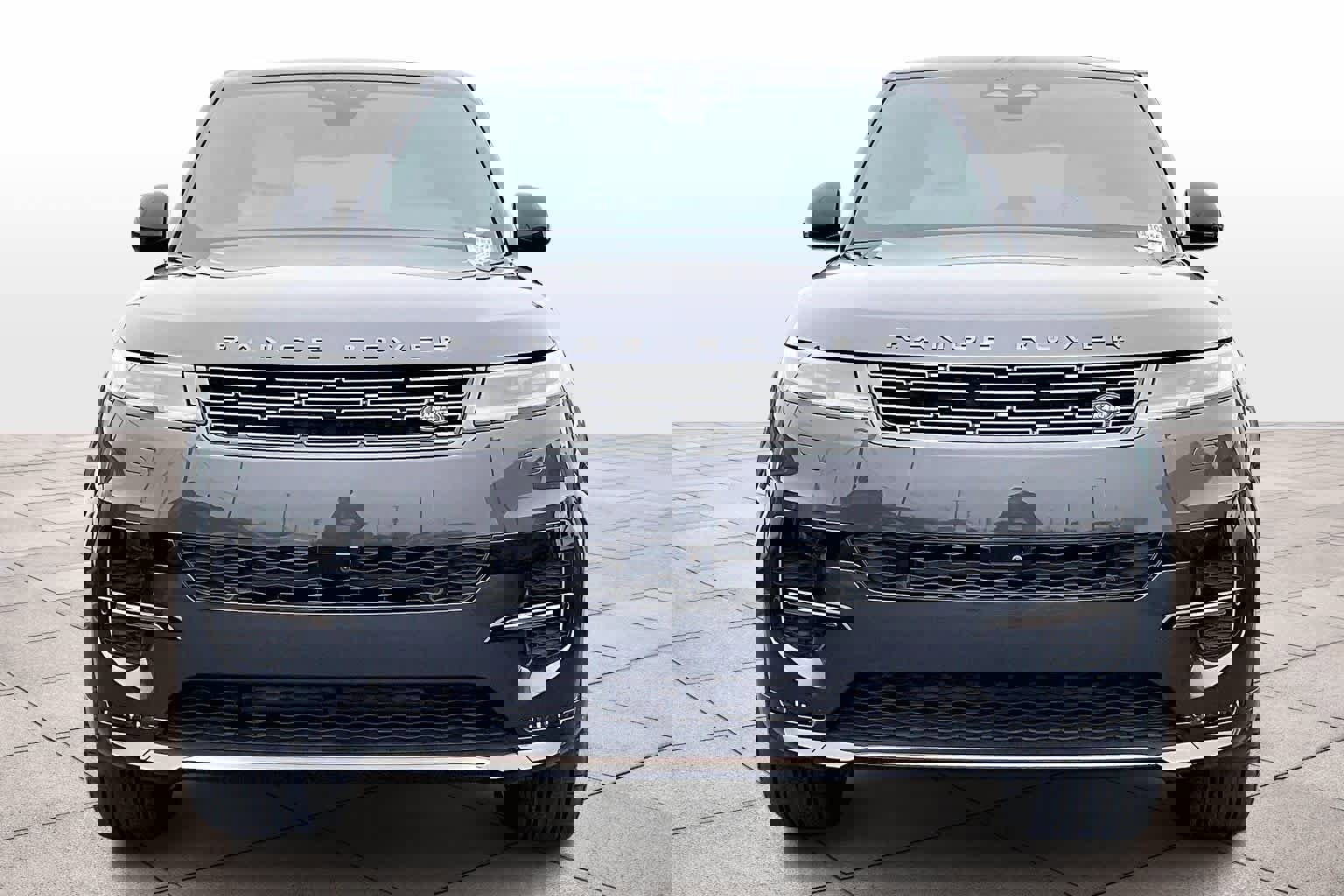 Used 2025 Land Rover Range Rover Sport Dynamic SE image 3