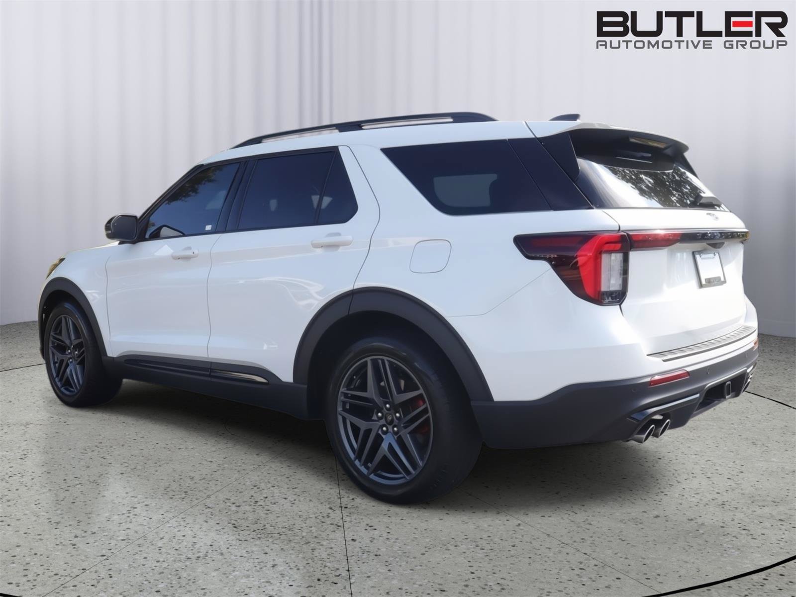 Used 2025 Ford Explorer ST w/ Sun And Sound Package AWD/4WD image 4
