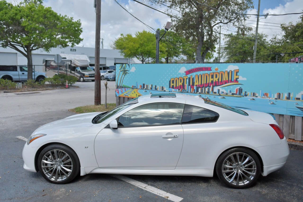 Used 2014 INFINITI Q60 Journey w/ Premium Package image 7