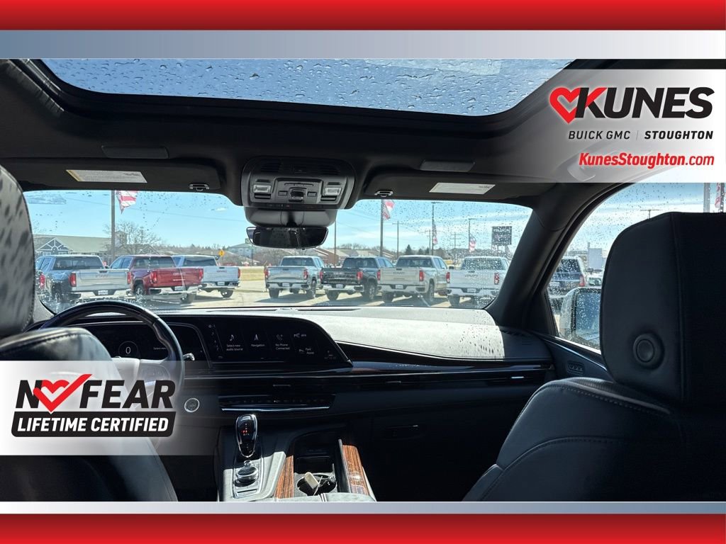 Used 2023 Cadillac Escalade Premium Luxury image 51