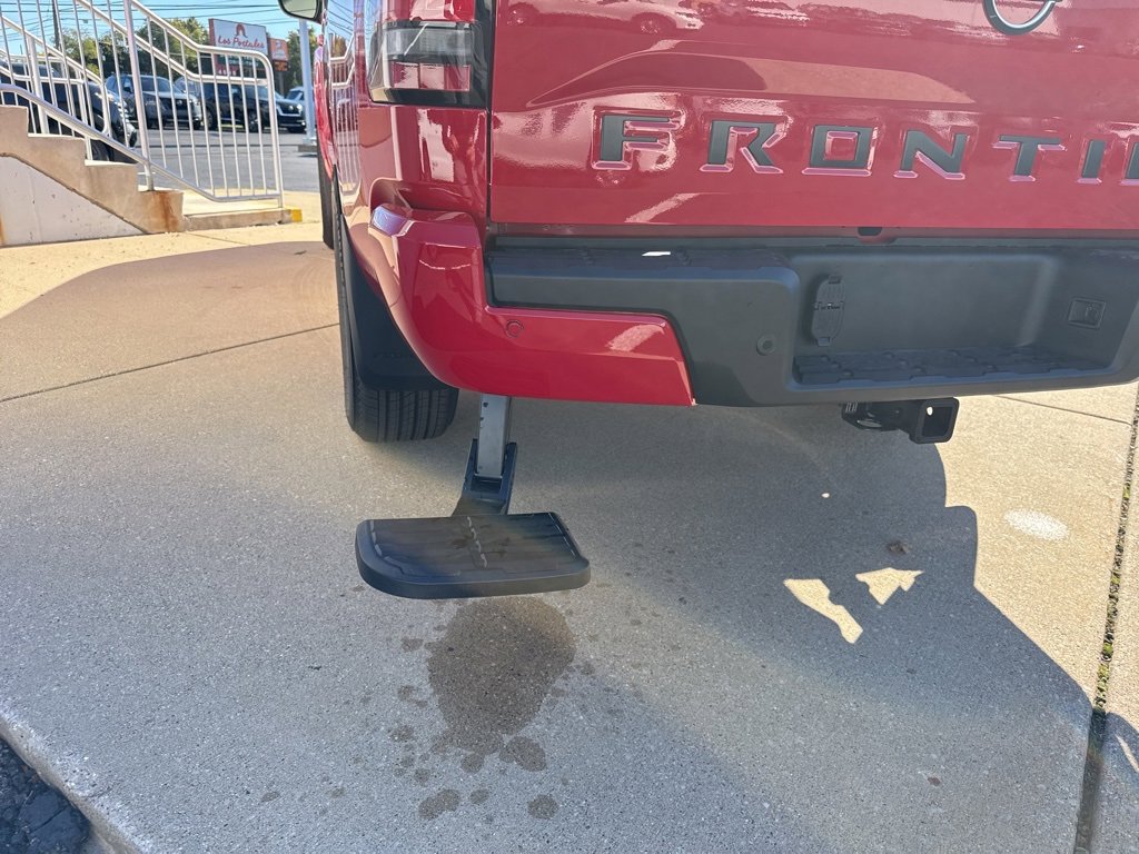 New 2026 Nissan Frontier SV image 5