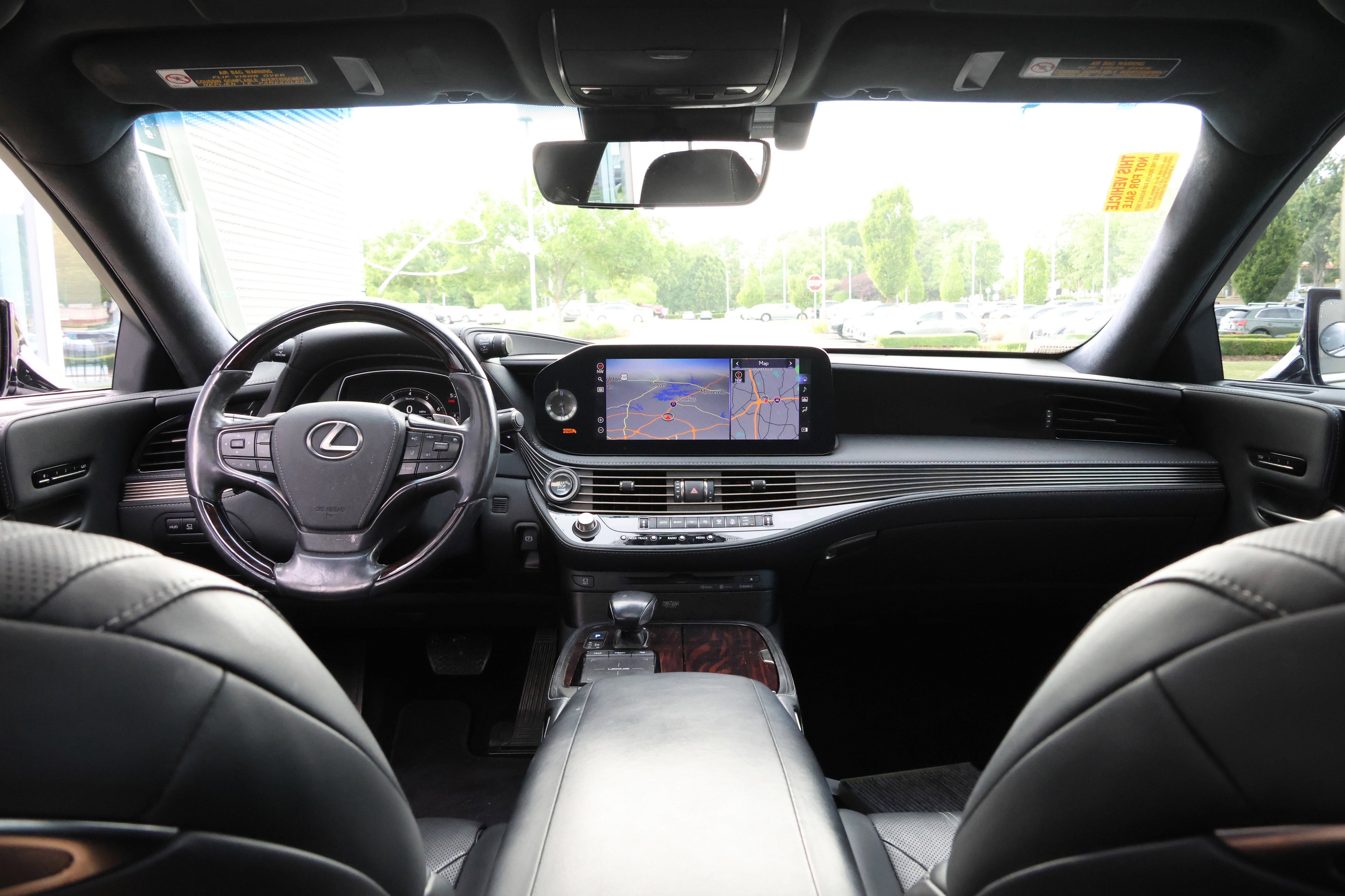 Used 2021 Lexus LS 500 w/ Interior Upgrade Package RWD image 29