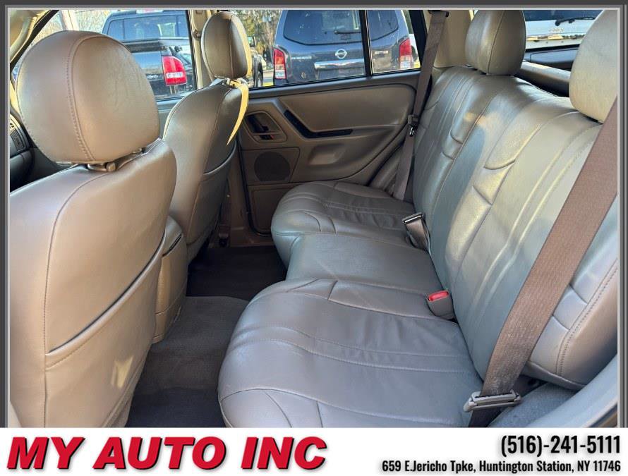 Used 2004 Jeep Grand Cherokee Laredo w/ Cold Weather Group image 32