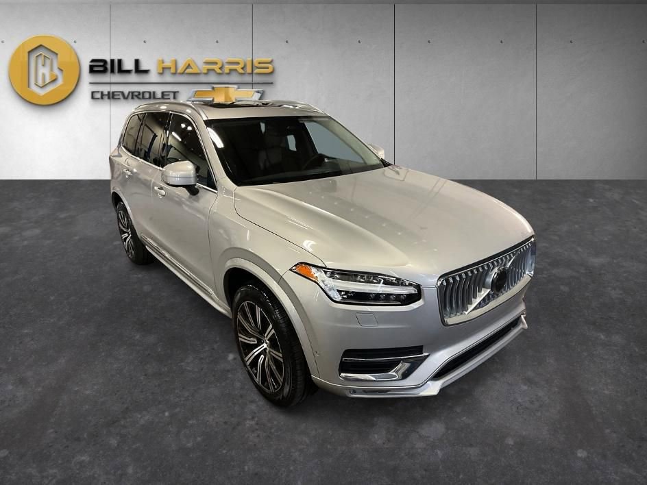 Used 2025 Volvo XC90 B6 Plus AWD/4WD image 9