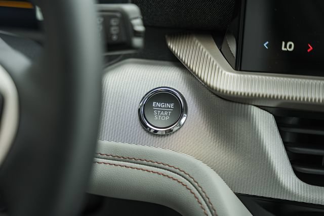 New 2026 Ford Explorer Active w/ Active Comfort Package RWD image 30