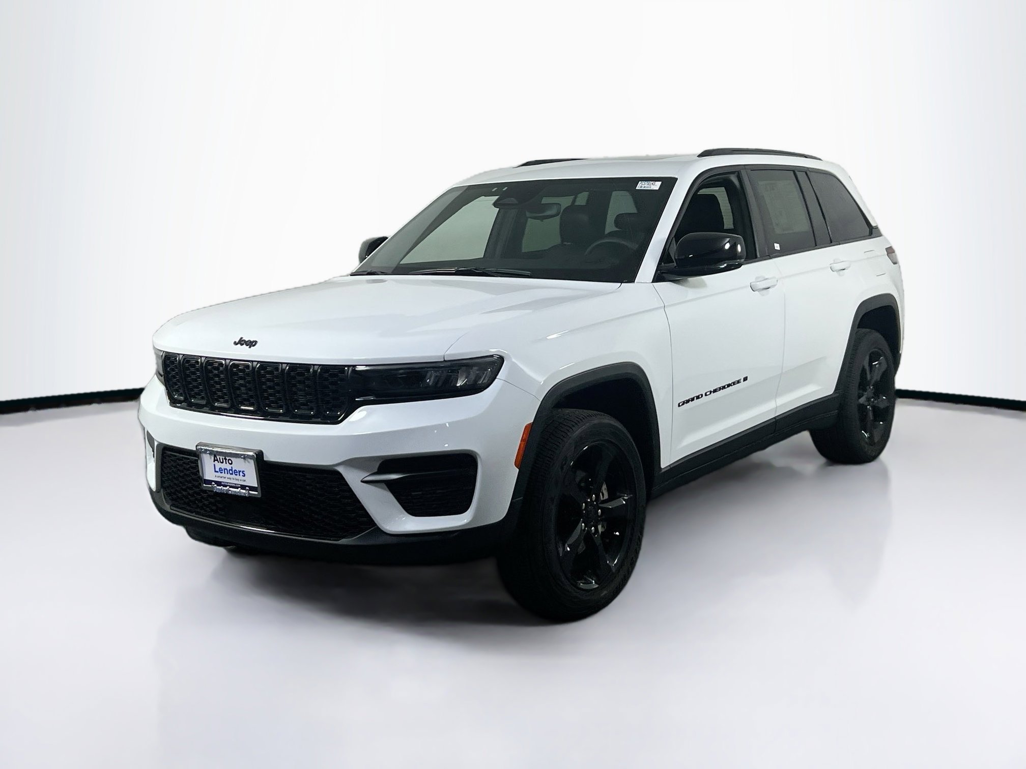 Used 2023 Jeep Grand Cherokee Altitude