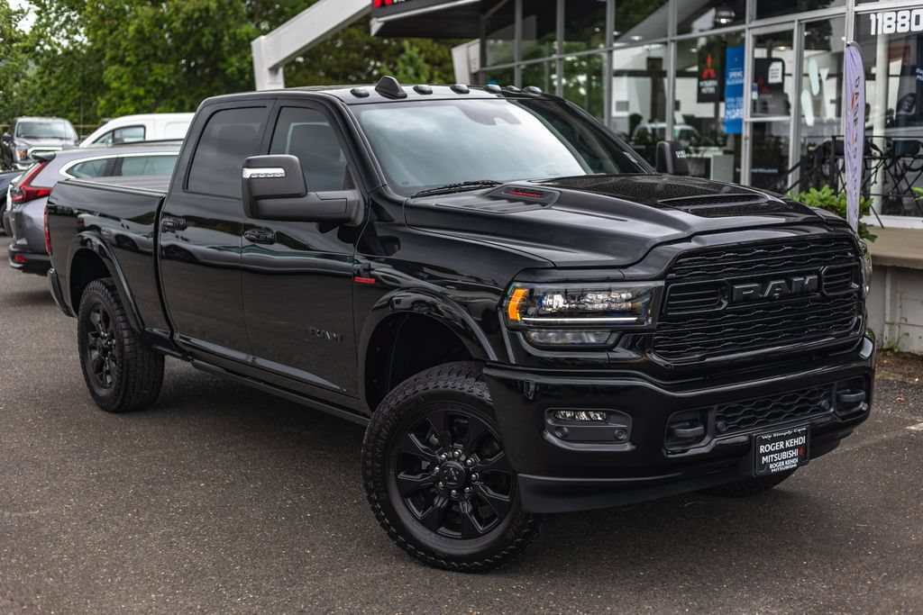 Used 2023 RAM 3500 Limited AWD/4WD image 2