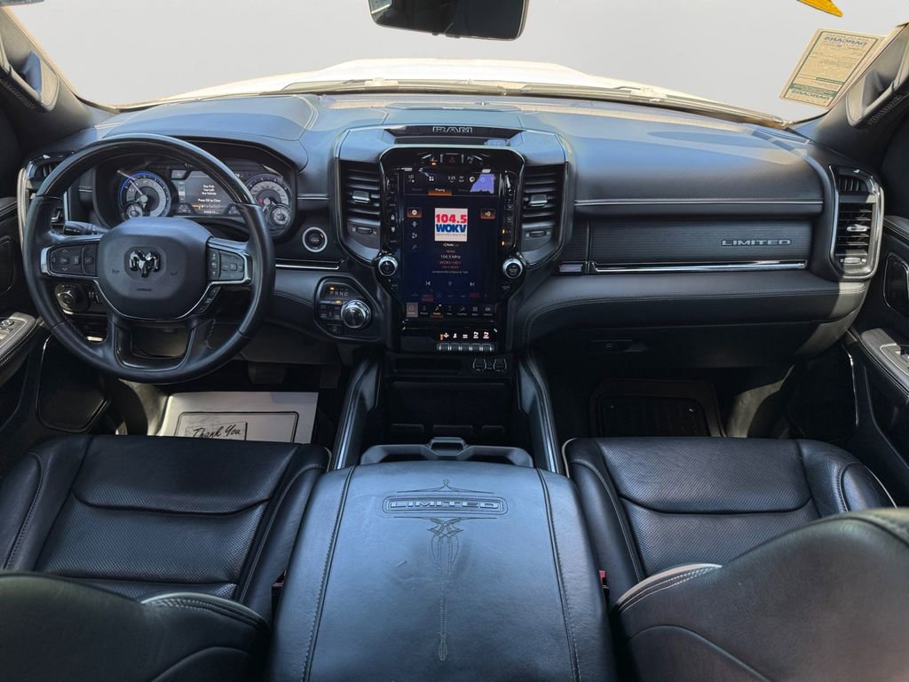 Used 2022 RAM 1500 Limited AWD/4WD image 17