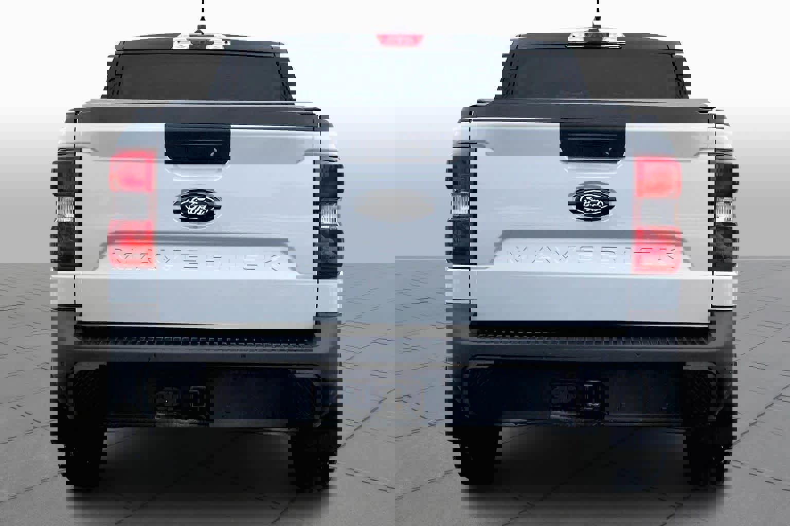 Used 2025 Ford Maverick XLT w/ XLT Luxury Package image 4