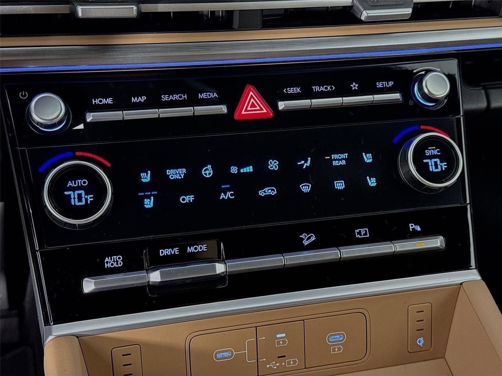 New 2026 Hyundai Santa Fe Calligraphy FWD image 18