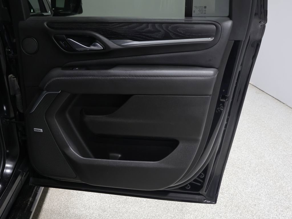 Used 2021 GMC Yukon XL Denali w/ Denali Ultimate Package image 23